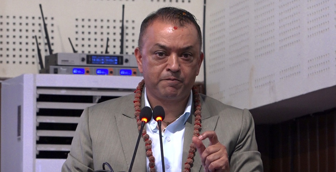 १५ औँ महाधिवेशनबाट पनि आफै सभापति बन्ने गगन थापाको घोषणा