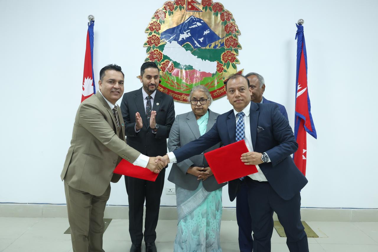 एनआरएनएबीचको ऐतिहासिक एकता दिगो कायम होस् : सञ्चारमन्त्री खरेल