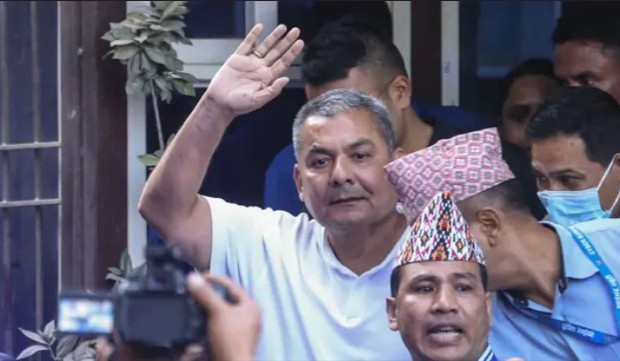 निर्वाचन आचारसंहिता उल्लंघन गरेको भन्दै दुर्गा प्रसाईँ पक्राउ