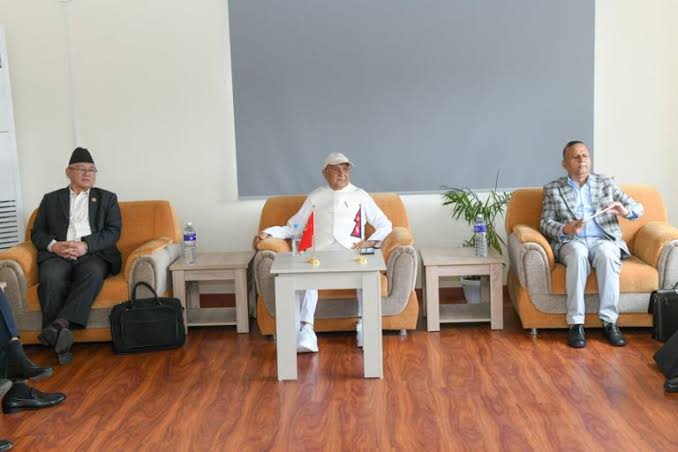एमालेका ८७.६ प्रतिशत कार्यकर्ता र शुभेच्छुकद्वारा नेतृत्व परिवर्तनको माग, प्रतिवेन महासचिवलाई बुझाइयो