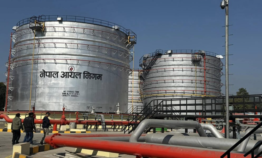 भारतबाट दोहोरो अंकले बढ्यो पेट्रोलियम पदार्थको मूल्य, निगमले अझै सार्वजनिक गरेन नयाँ दर