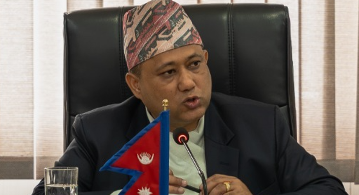 परराष्ट्रमन्त्री खनाल र माल्दिभ्सकी विदेशमन्त्री आदमबीच टेलिफोन वार्ता, जलवायु न्यायमा सहकार्यको प्रतिबद्धता