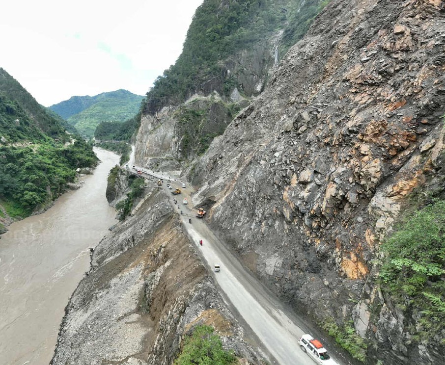 मुग्लिन–नारायणगढ सडकखण्ड सञ्चालनमा