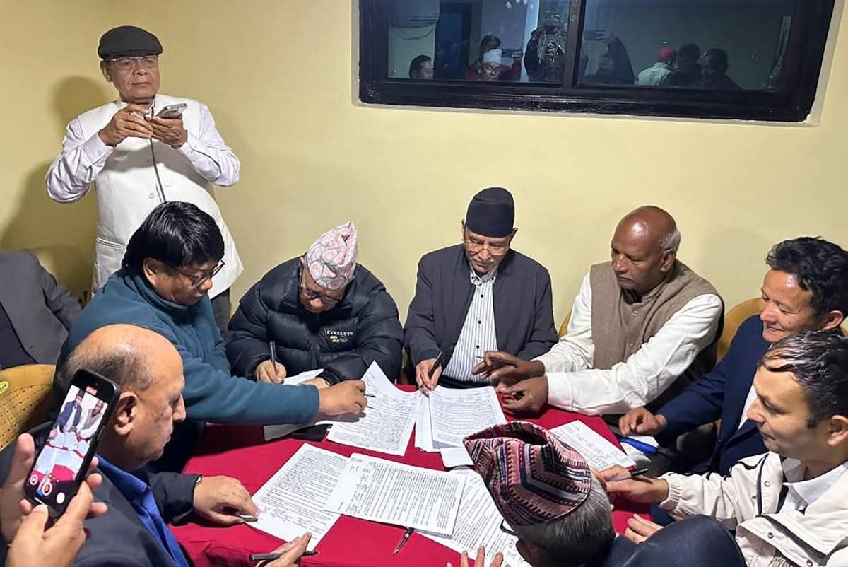 आज माओवादी केन्द्रसहित ९ वटा पार्टीहरुबीच एकता हुँदै