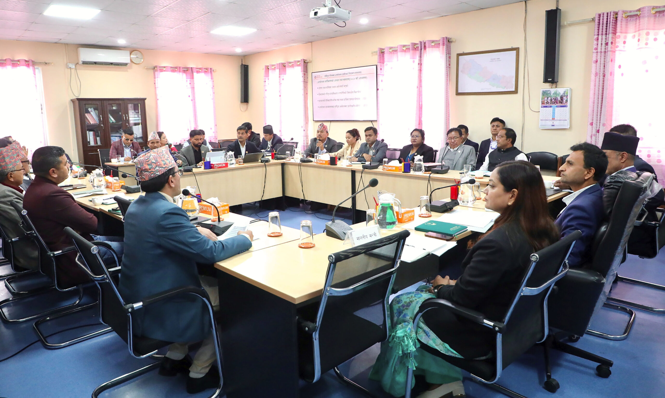 मेलम्ची खानेपानी आयोजनालाई दिगो र सुरक्षित बनाउँछौँ : खानेपानीमन्त्री मेहता