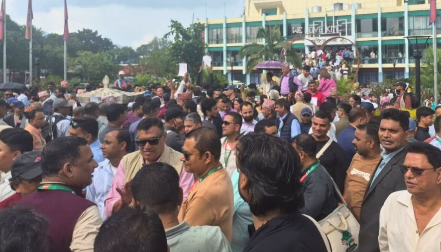 कांग्रेस महाधिवेशनमा मतदानको समय फेरि सर्‍यो