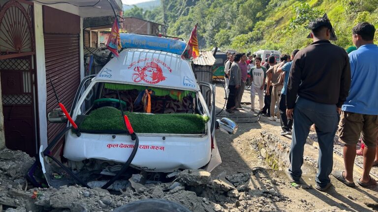 विधुत्तीय गाडीको ठक्करबाट रुकुम पश्चिममा आमा–छोरीको मृत्यु