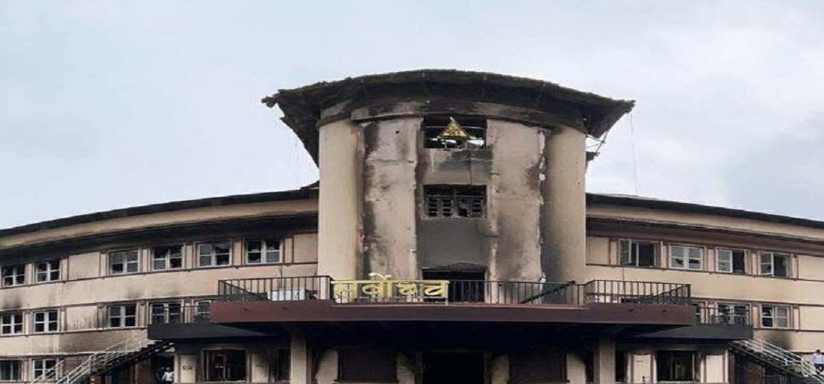 सम्पत्ति छानबिनको सबै काम तत्काल रोक्ने सर्वोच्चको आदेश