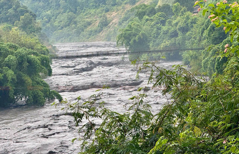 बूढीगण्डकीमा खतरा तहभन्दा माथि बाढी, चितवन र नवलपरासीमा सतर्कता अपनाउन आग्रह