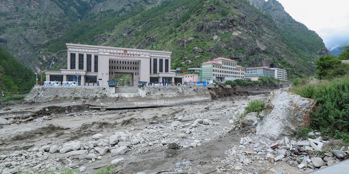 बाढीपछि लुटपाटमा संलग्नमाथि कारबाही हुने