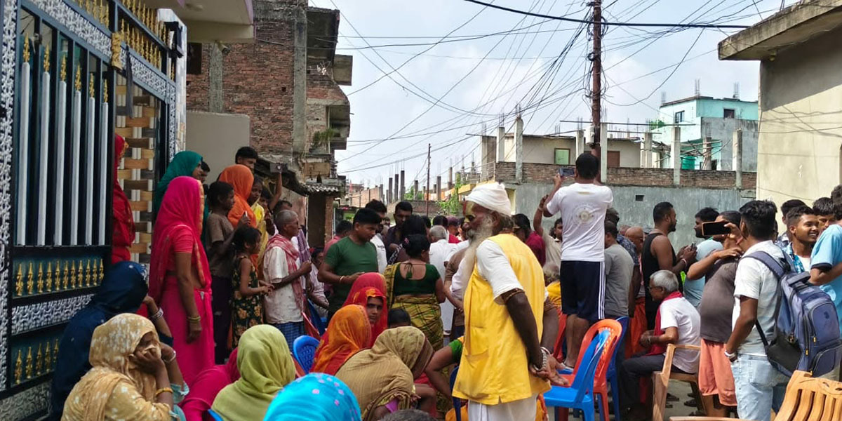गुठीको जग्गा खाली गराउने सूचनाविरुद्ध जनकपुरमा स्थानीयको प्रदर्शन
