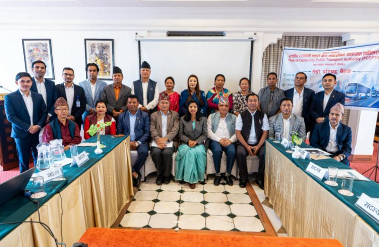 बस कुरेर ‘कहिले आउला?’ भन्दै सडक हेर्नुपर्ने दिन गए, अब मोबाइलले नै बसको खबर दिने