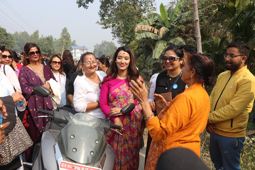 बालेनकी श्रीमती सविनाको नेतृत्वमा झापा–५ मा चुनाब प्रचासप्रसार