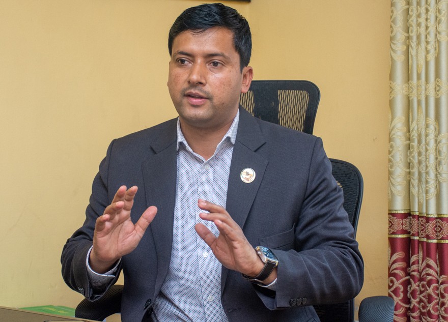 विघटित प्रतिनिधिसभाका सांसदको बैठकमा हुन एमालेको आह्वान