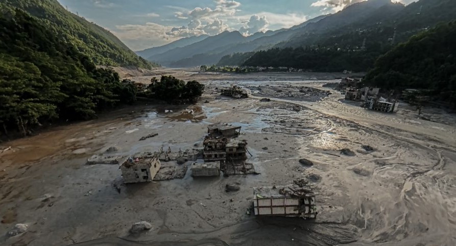 भोटेकोशी बाढीको शोकमा आज सिंगो नेपाल , ज्यान गुमाएकाको सम्मानमा आधा झन्डा झुकाइँदै