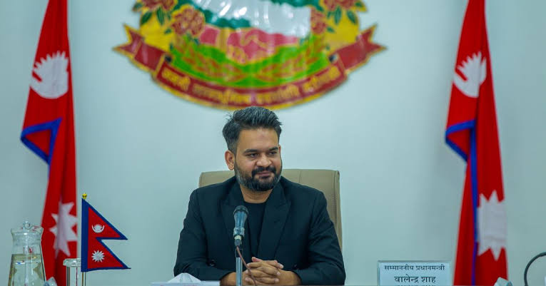 एनपीएल उद्घाटनका लागि त्रिवि मैदान पुगे प्रधानमन्त्री बालेन शाह