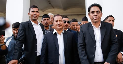 विप्लव नेतृत्वको नेकपाले गर्यो निर्वाचन आयोग पुगेर सनाखत