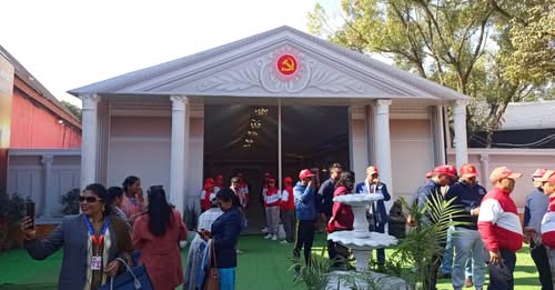 एमाले महाधिवेशनको बन्दसत्र ३ बजेलाई सर्‍यो