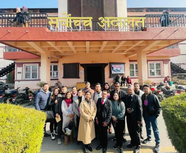 नेपाल एयरलाइन्सका दुई क्याबिन क्रुले मानवअधिकार आयोगमा उजुरी दिए