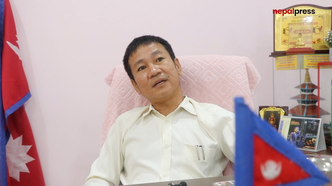 हर्क साम्पाङको प्रश्न :  मैले त्यो शब्द लेखेको भए के हुन्थ्यो होला ?