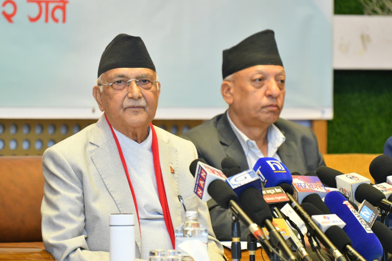 कसैले बनाएको आयोगमा लुरुलुरु बयान दिन जान्नँ : केपी ओली