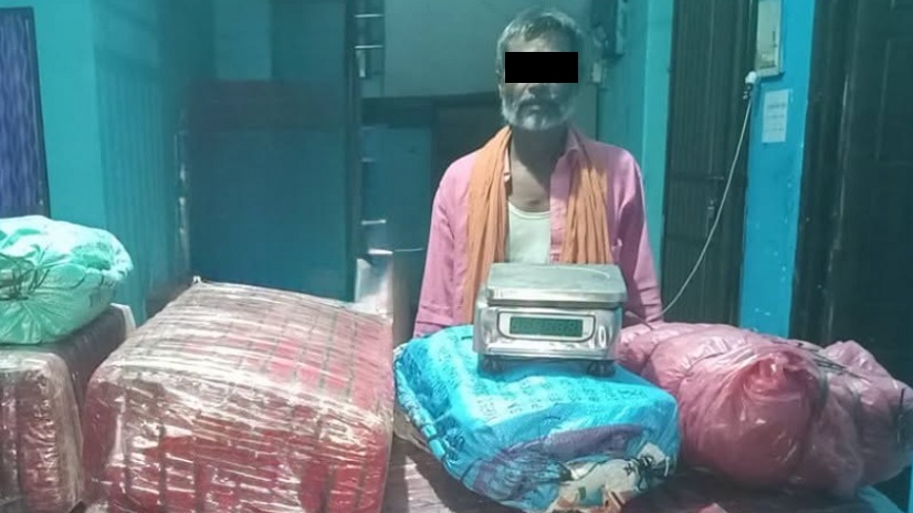 पर्साबाट १०५ किलो गाँजासहित भारतीय नागरिक पक्राउ