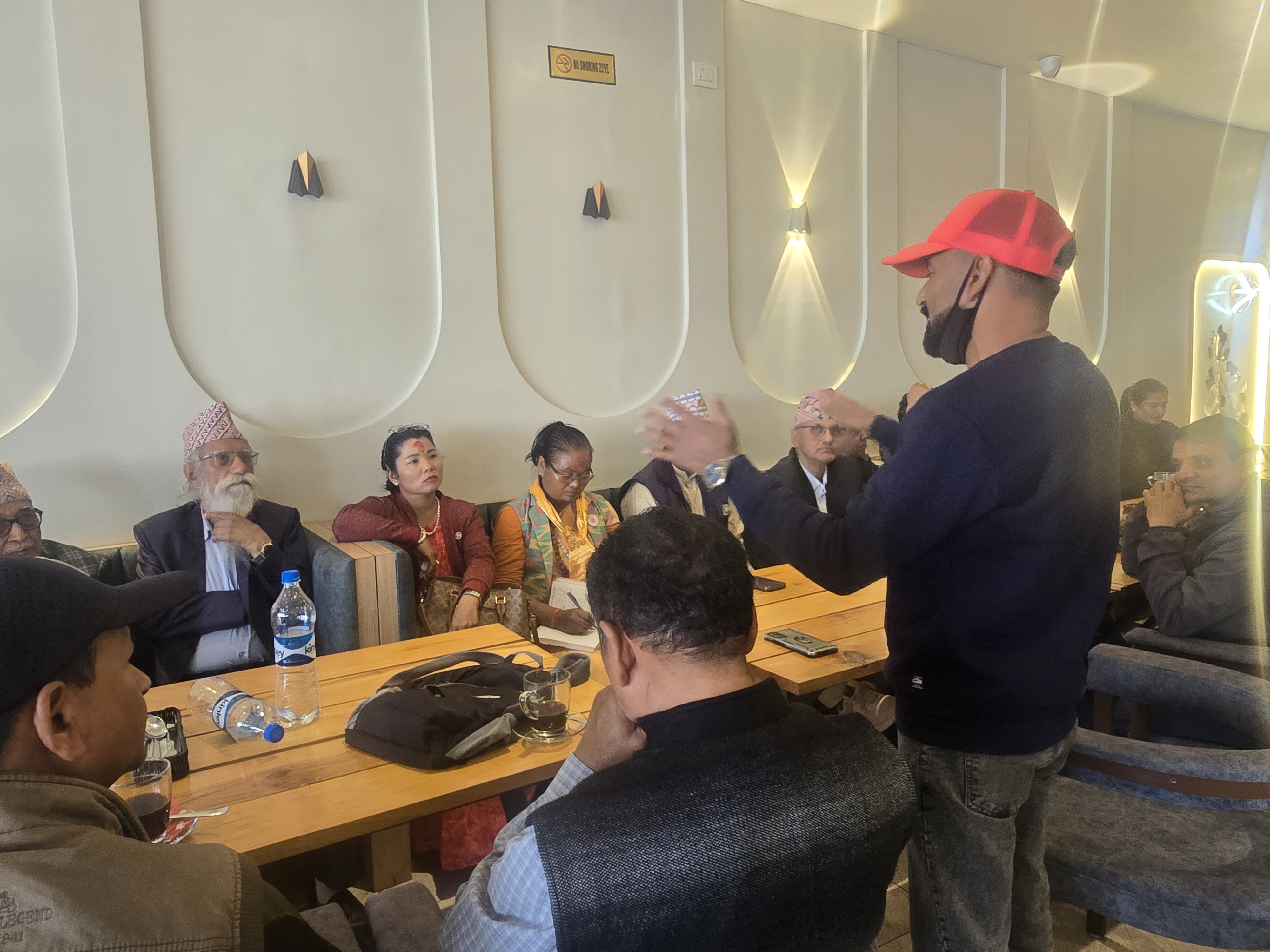 सुनसरीका बुद्धिजिवीहरु भगबती चौधरीको पक्षमाः सुनसरी ३ लाई उत्कृष्ट १० नमुना क्षेत्रको रुपमा विकास गर्ने प्रतिबद्धता