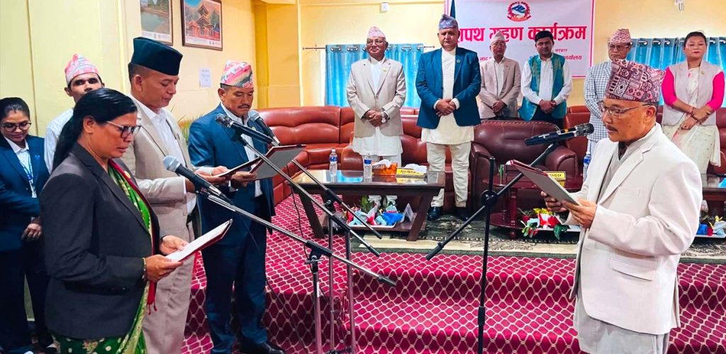 लुम्बिनीमा तीन नयाँ मन्त्री थपिए, मन्त्रालयको जिम्मेवारी हेरफेर