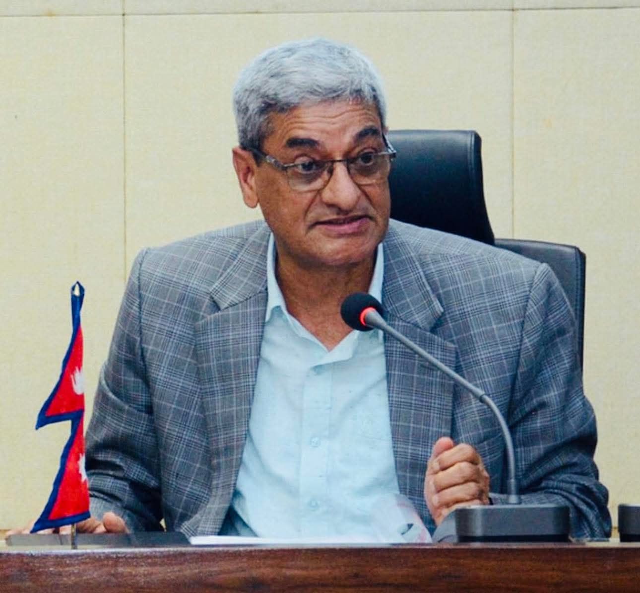 पूर्व गृहमन्त्री रमेश लेखकको विदेश भ्रमण रोक र स्थान हद फुकुवा