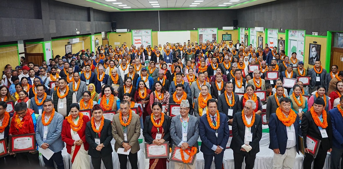 गगन थापासहित २३१ जनाको नाम निर्वाचन आयोगमा चढाउँदै कांग्रेस