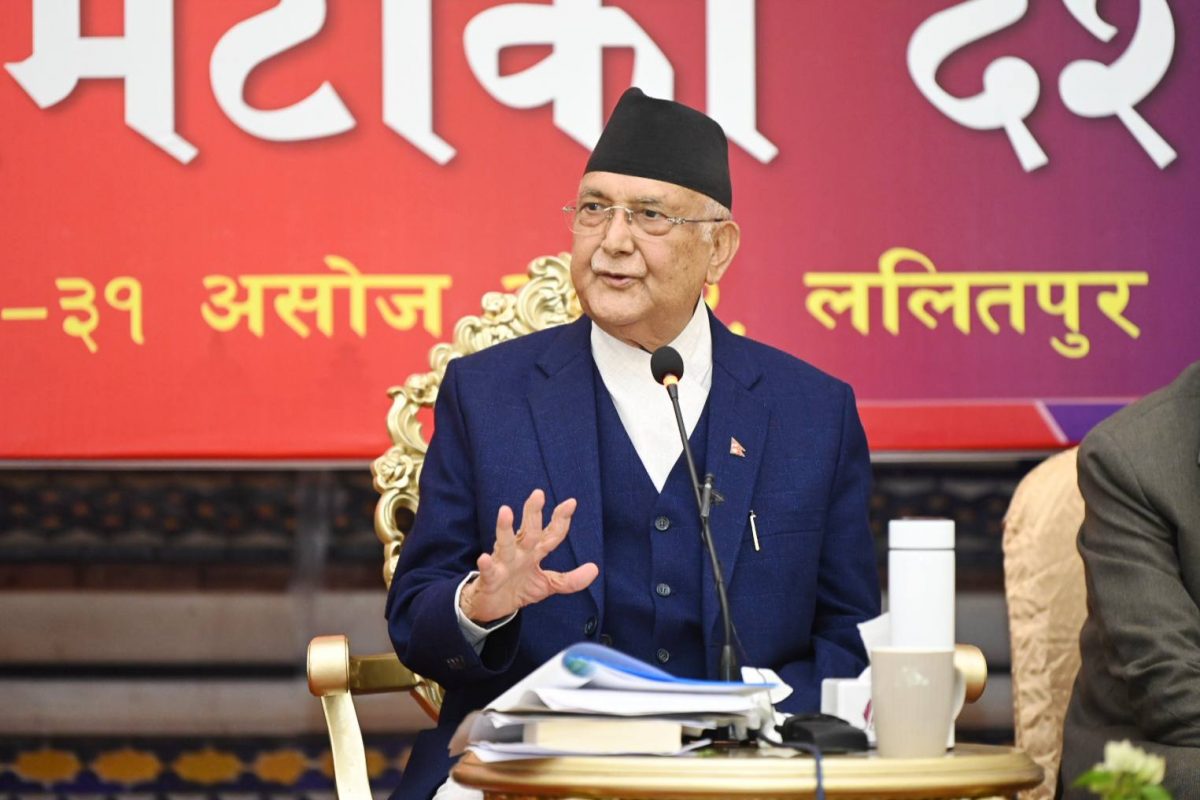 देशमा समृद्धि, समानता र शान्ति सुव्यवस्थाको स्थापनाका लागि सधै प्रतिबद्ध छु : अध्यक्ष ओली